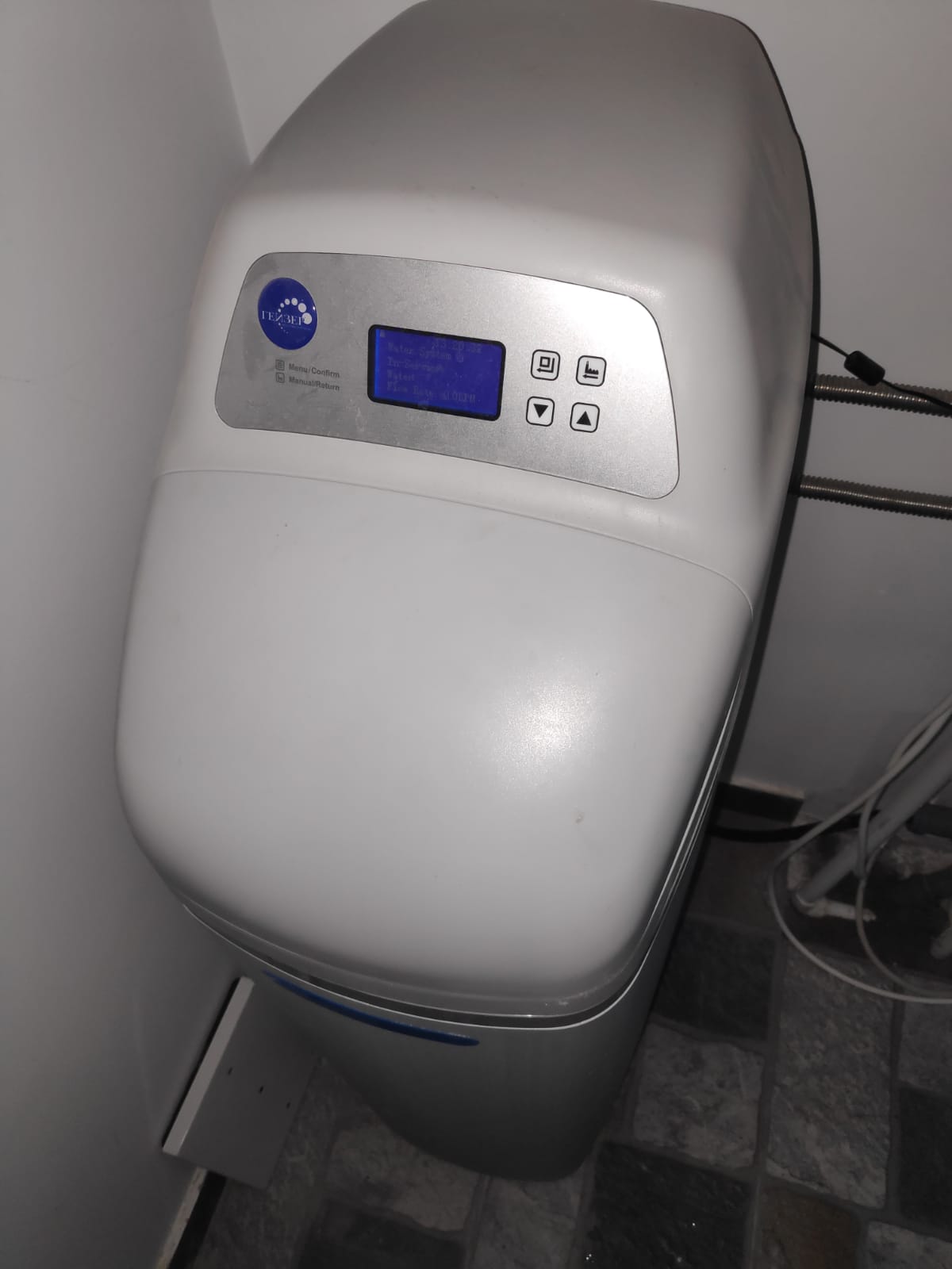 Cabinet Geyser 25l -1